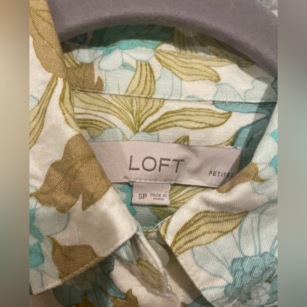 Loft: Linen Blend Button-Down Size Small Petite - image 11